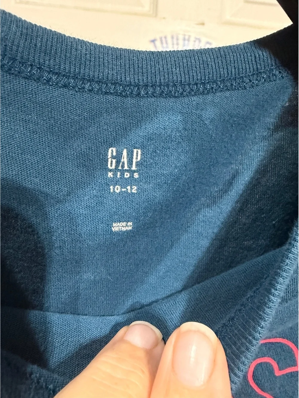 GAP Kids Blue Graphic T-Shirt Size 10-12